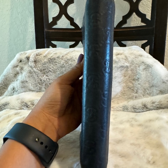 Gucci Signature Black Embossed Leather  Long Wallet  P0075 - Picture 6 of 16